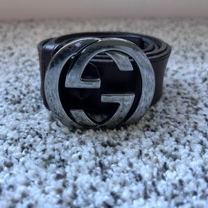 Gucci GG Logo Belt – Brown Leather w/ Silver Buckle